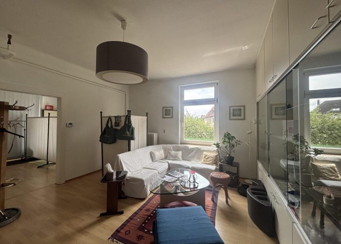 Einfamilienhaus mit Ausstrahlung und großem Nebengebäude