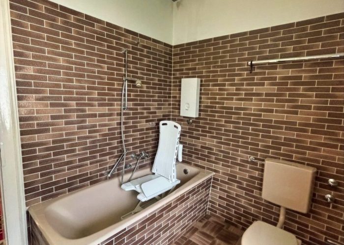 Einfamilienhaus mit Ausstrahlung und großem Nebengebäude