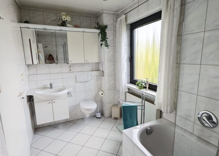 Schönes Reihenendhaus in ruhiger & beliebter Wohnlage von Großdornberg