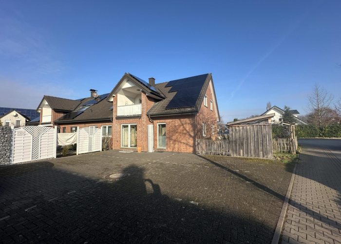 Erdgeschosswohnung als ehemalige Büroräume in Herford-Elverdissen