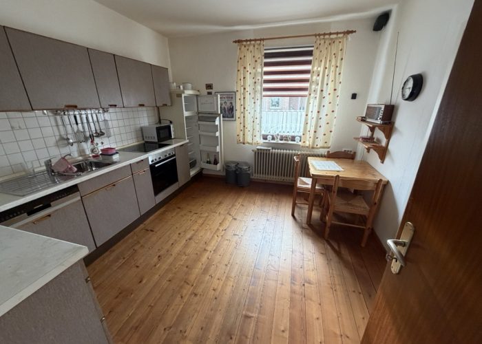 Zweifamilienhaus plus Baugrundstück in ruhiger Lage von Heepen