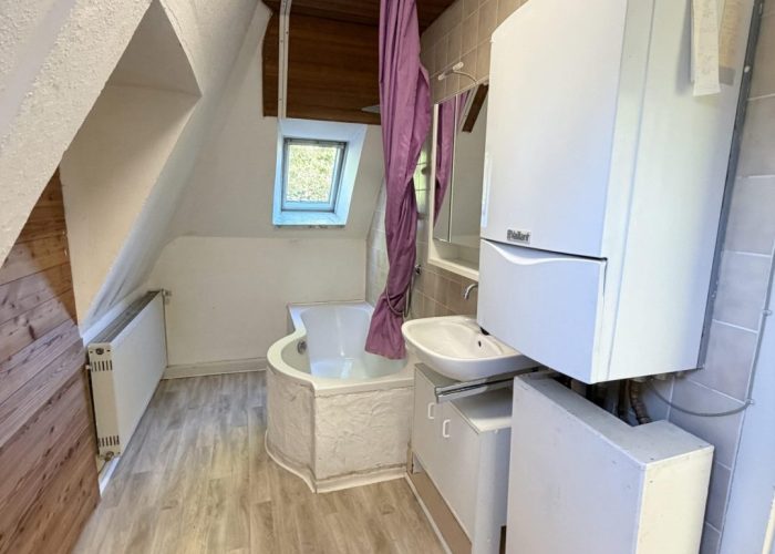 Dachgeschosswohnung in Uni-Nähe – direkt am Gellershagenpark!
