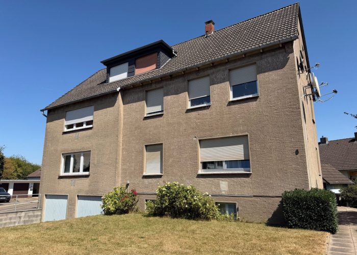 Vier Wohneinheiten auf großzügigem Grundstück – Mehrfamilienhaus in Heepen
