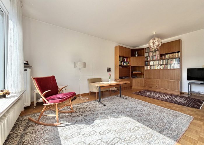 Einfamilienhaus mit Einliegerwohnung in ruhiger Lage von Bielefeld, Senne