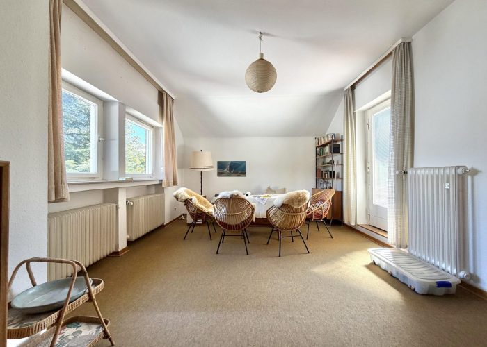 Einfamilienhaus mit Einliegerwohnung in ruhiger Lage von Bielefeld, Senne