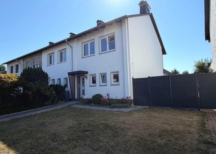 In Teilen bereits renoviertes Reihenendhaus in zentraler Lage im schönen Heepen