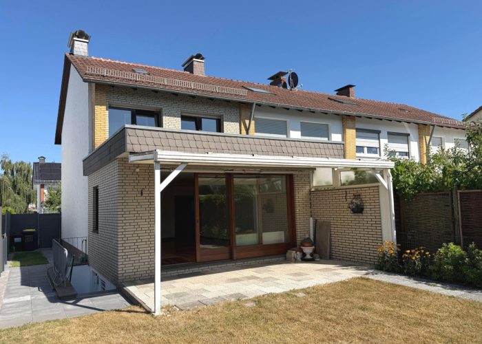 In Teilen bereits renoviertes Reihenendhaus in zentraler Lage im schönen Heepen