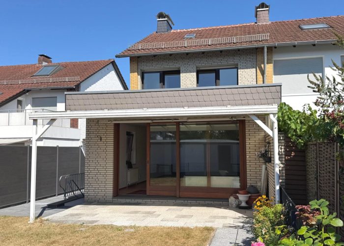In Teilen bereits renoviertes Reihenendhaus in zentraler Lage im schönen Heepen