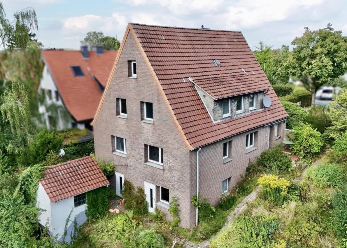 Solides Zweifamilienhaus in Gadderbaum