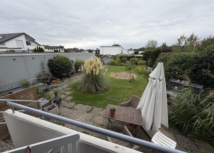 Erdgeschosswohnung mit eigenem Garten in Brake