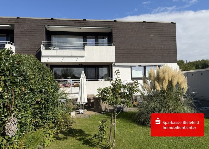 Erdgeschosswohnung mit eigenem Garten in Brake