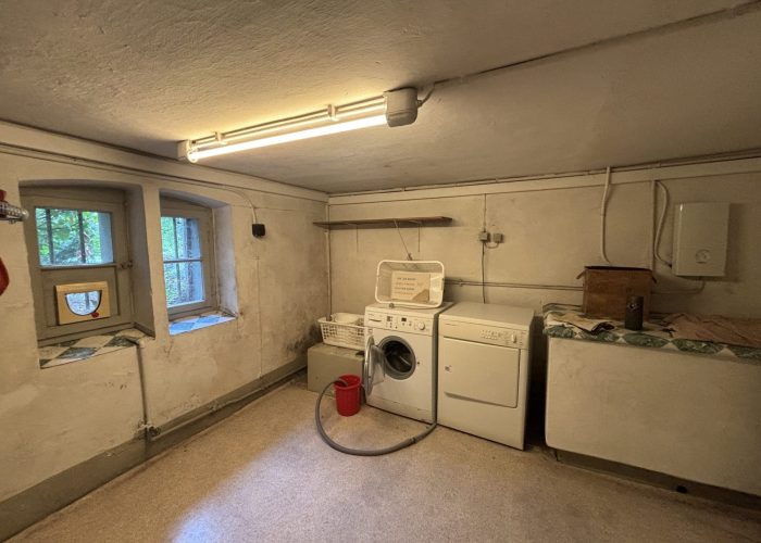 Einfamilienhaus mit Ausstrahlung und großem Nebengebäude