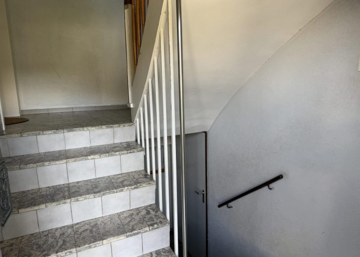 Vier Wohneinheiten auf großzügigem Grundstück – Mehrfamilienhaus in Heepen